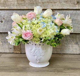 KeepsakeHydrangeaVase from Yesterday's and Tomorrows in Warner Robins, GA